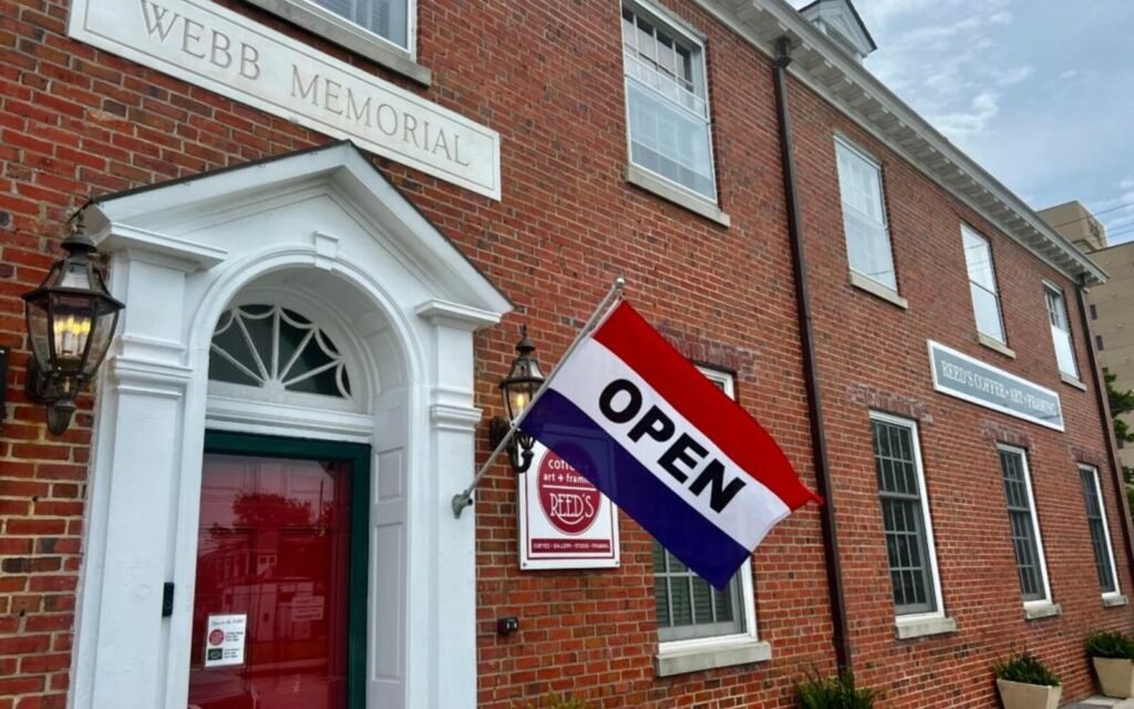 Reed’s Coffee + Art + Framing — Morehead City